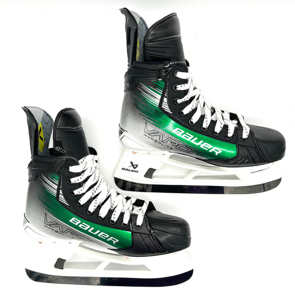 Bauer Vapor Hyperlite 2 - Pro Stock Hockey Skates - Size 9/8.5D