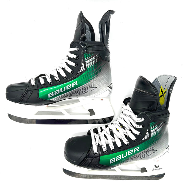 Bauer Vapor Hyperlite 2 - Pro Stock Hockey Skates - Size 9/8.5D