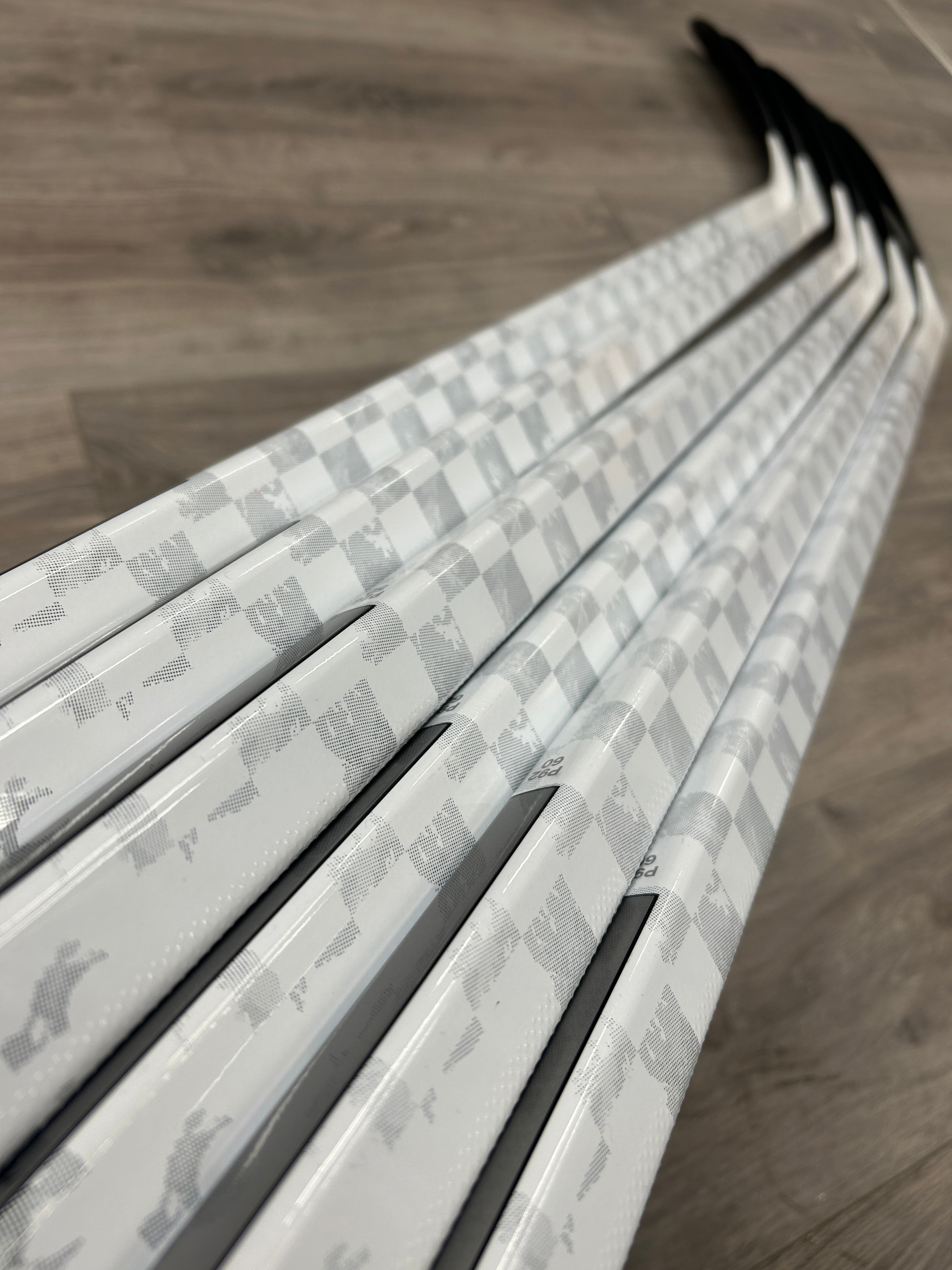 HockeyStickMan Launches New Pro Whiteout™ & Pro Blackout™ Prototype Sticks