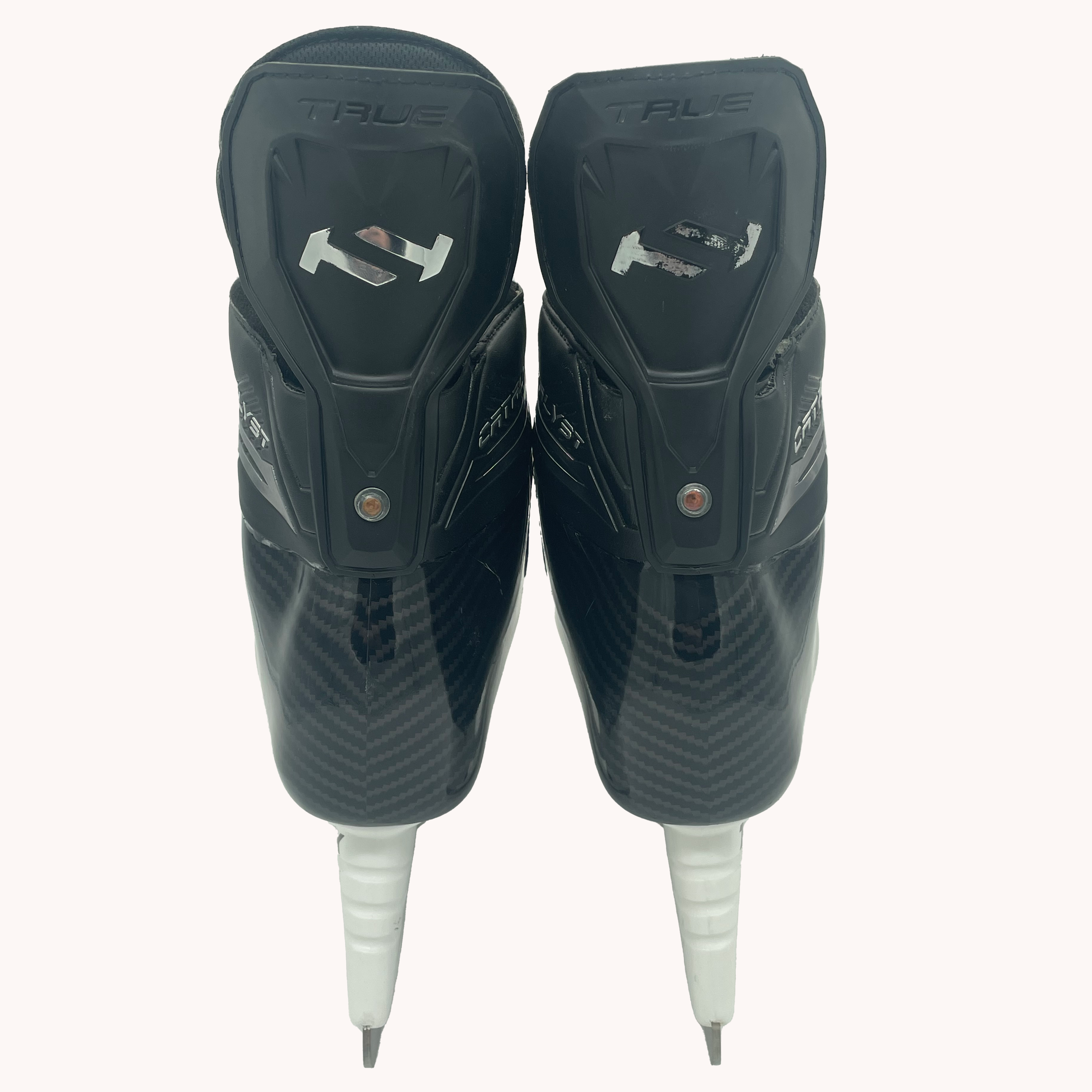 Patins True Catalyst Pro Custom Pro Stock – Taille 7R – Connor Carrick (AHL)