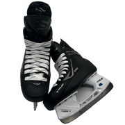 True Catalyst Pro - Pro Stock Hockey Skates - Size 7R