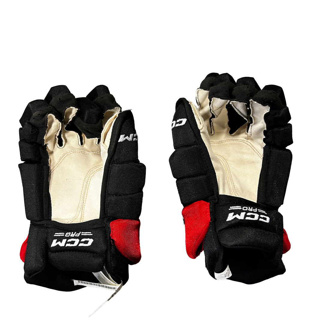 CCM HGTKPP - NCAA Pro Stock Hockey Glove (Black/Red)