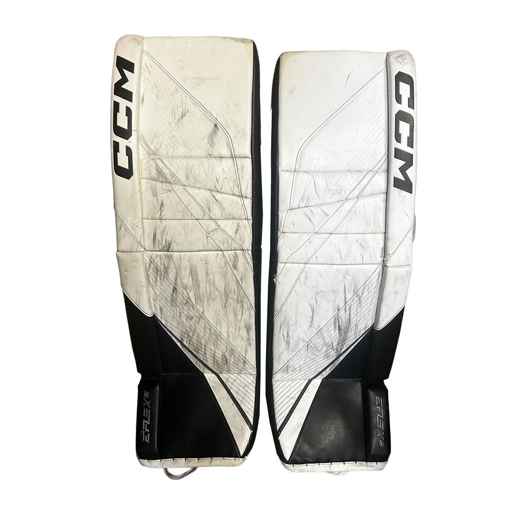 CCM Extreme Flex 6 - Used Pro Stock Goalie Pads (White/Black)