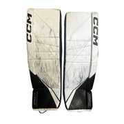 CCM Extreme Flex 6 - Used Pro Stock Goalie Pads (White/Black)