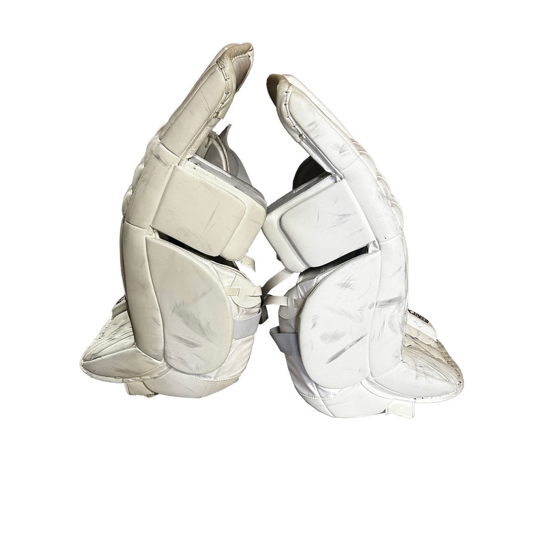 CCM Extreme Flex III - Used Pro Stock Goalie Pads (White)