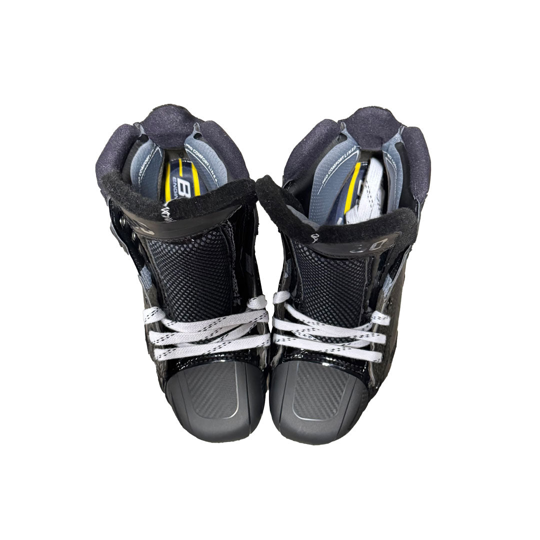 Bauer Pro 2 - Pro Stock Goalie Skate - Size 7.5