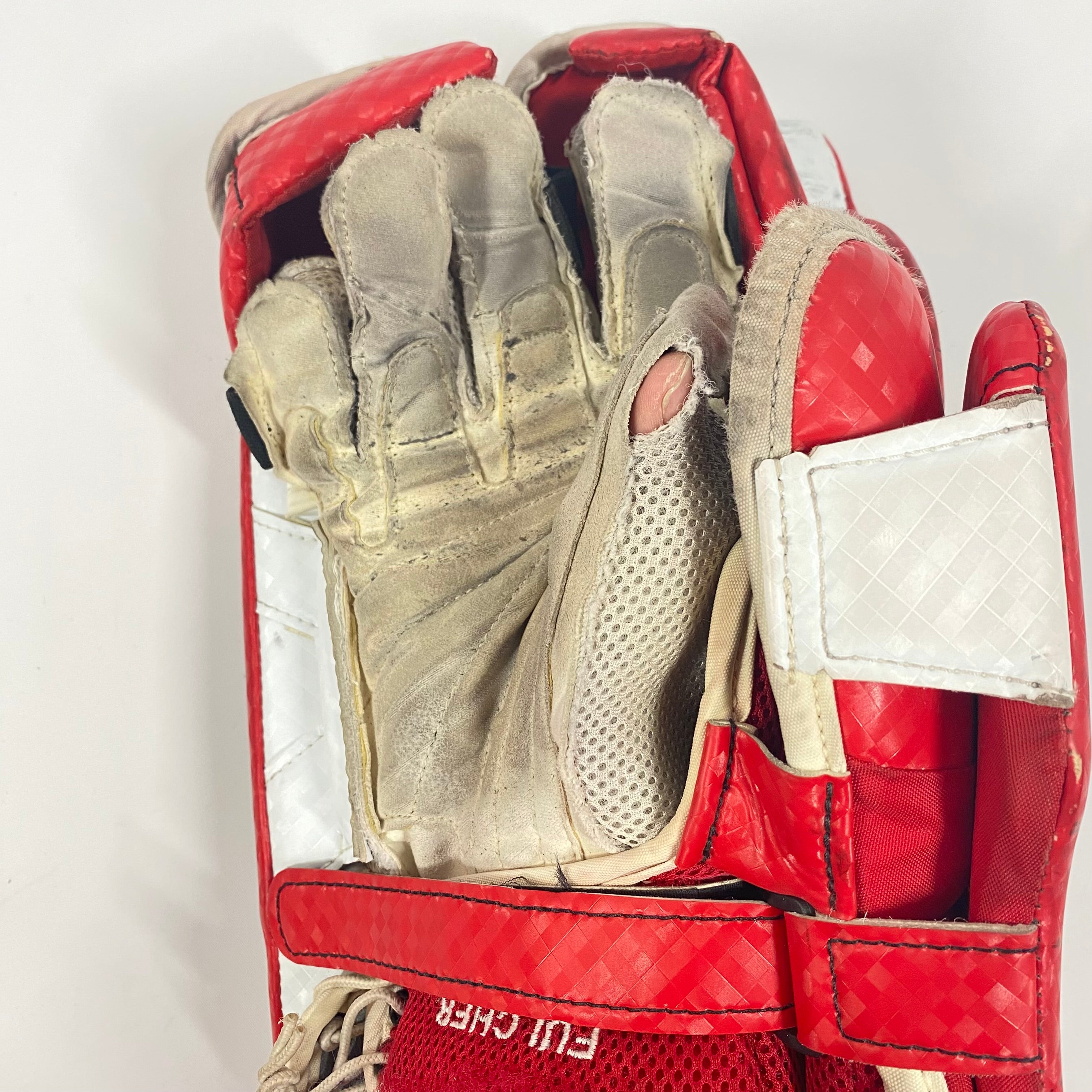 Vaughn Velocity V9 - Bloqueur de gardien de but Pro Stock d'occasion (rouge/blanc)