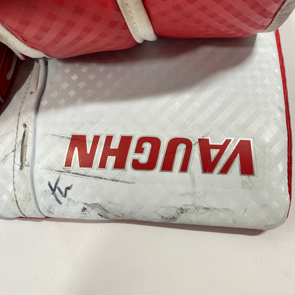 Vaughn Velocity V9 - Pro Stock Goalie Pads - Full Set (Red/White)