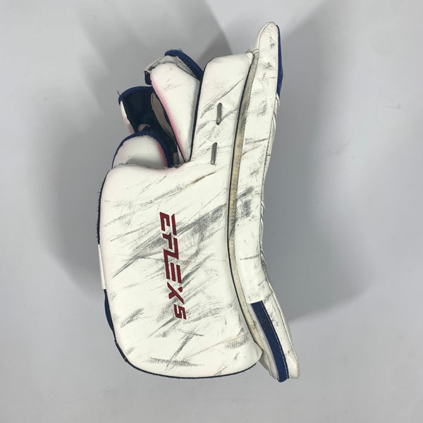 Used CCM Extreme Flex 5 - Pro Stock Goalie Blocker (White/Red/Blue)