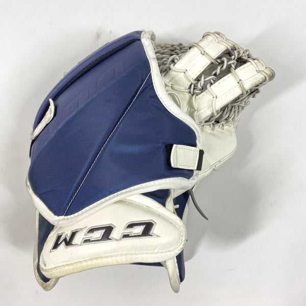CCM Extreme Flex 5 - Used Pro Stock Goalie Glove (White/Gold/Navy)