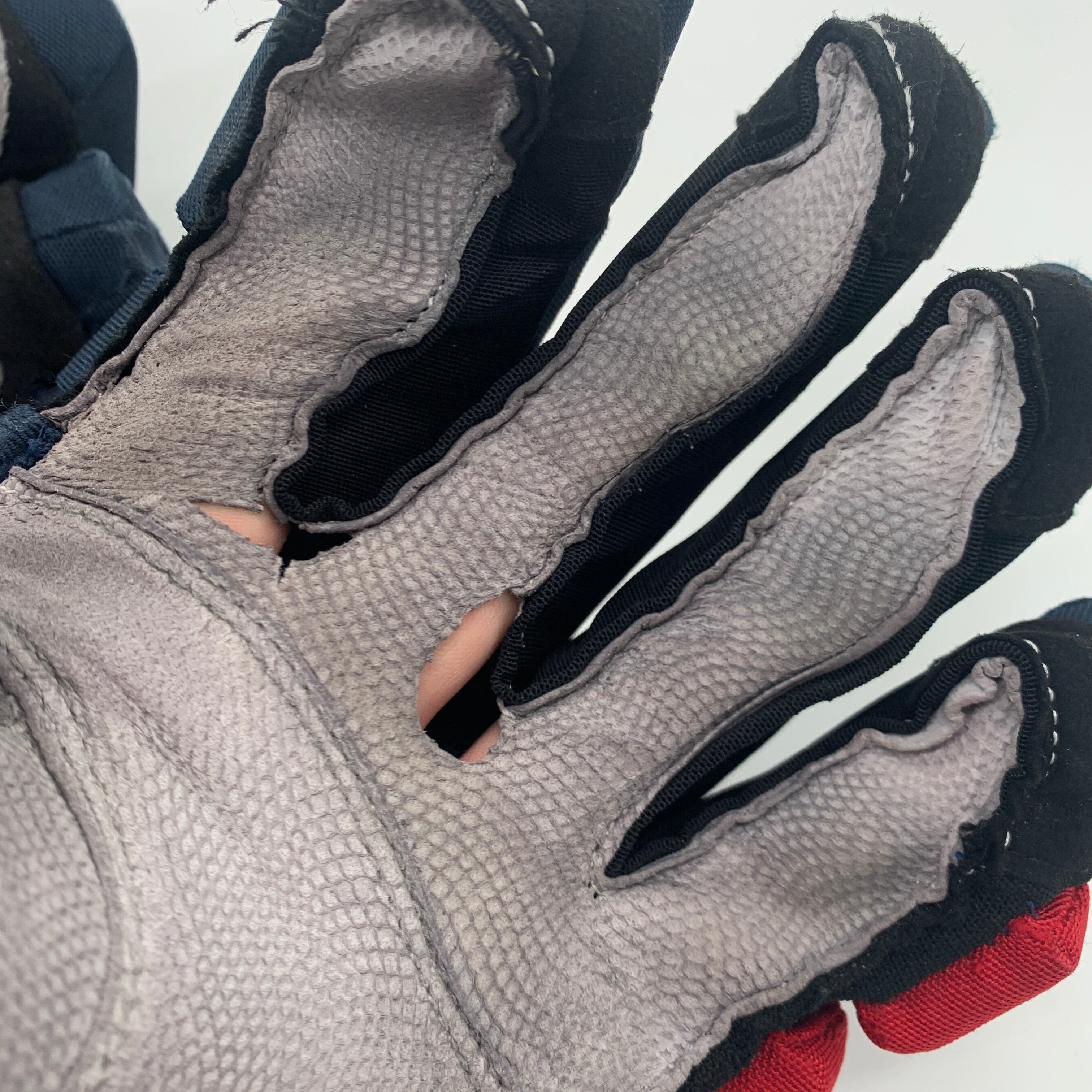 CCM Jetspeed HGJS - Used NHL Pro Stock Glove - Washington Capitals (NHL) - Trevor Van Riemsdyk