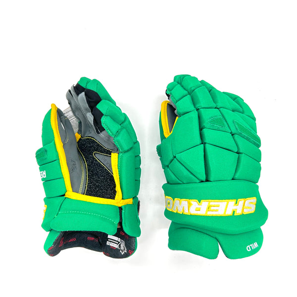 Sherwood Rekker Legend Pro - NHL Pro Stock Glove - Minnesota Wild (Green/Yellow)