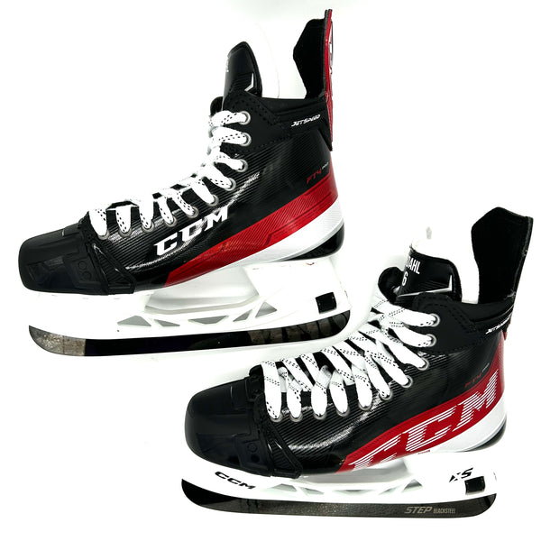 CCM Jetspeed FT4 Pro - Pro Stock Hockey Skates - Size 9.5D