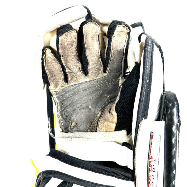 Brians Gnetik 3 - Used Pro Stock Senior Goalie Full Set (Black/Yellow)