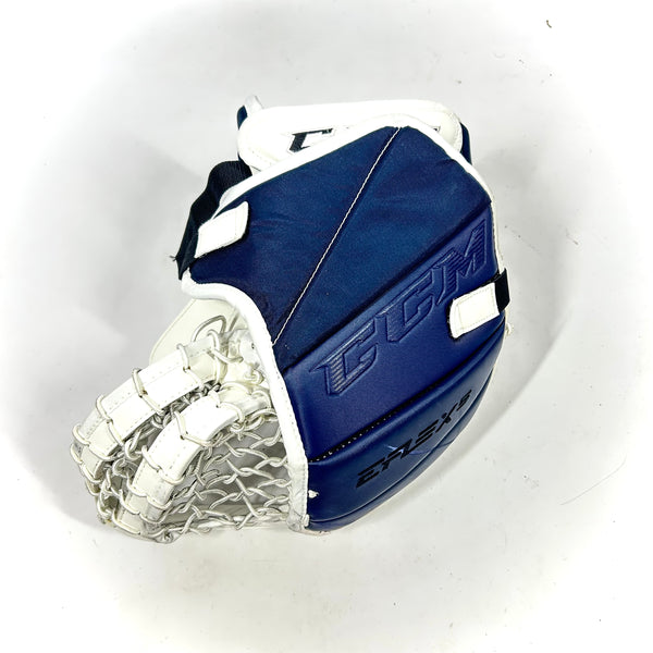 CCM Extreme Flex 5  - Used Goalie Glove (Navy/White/Gold)