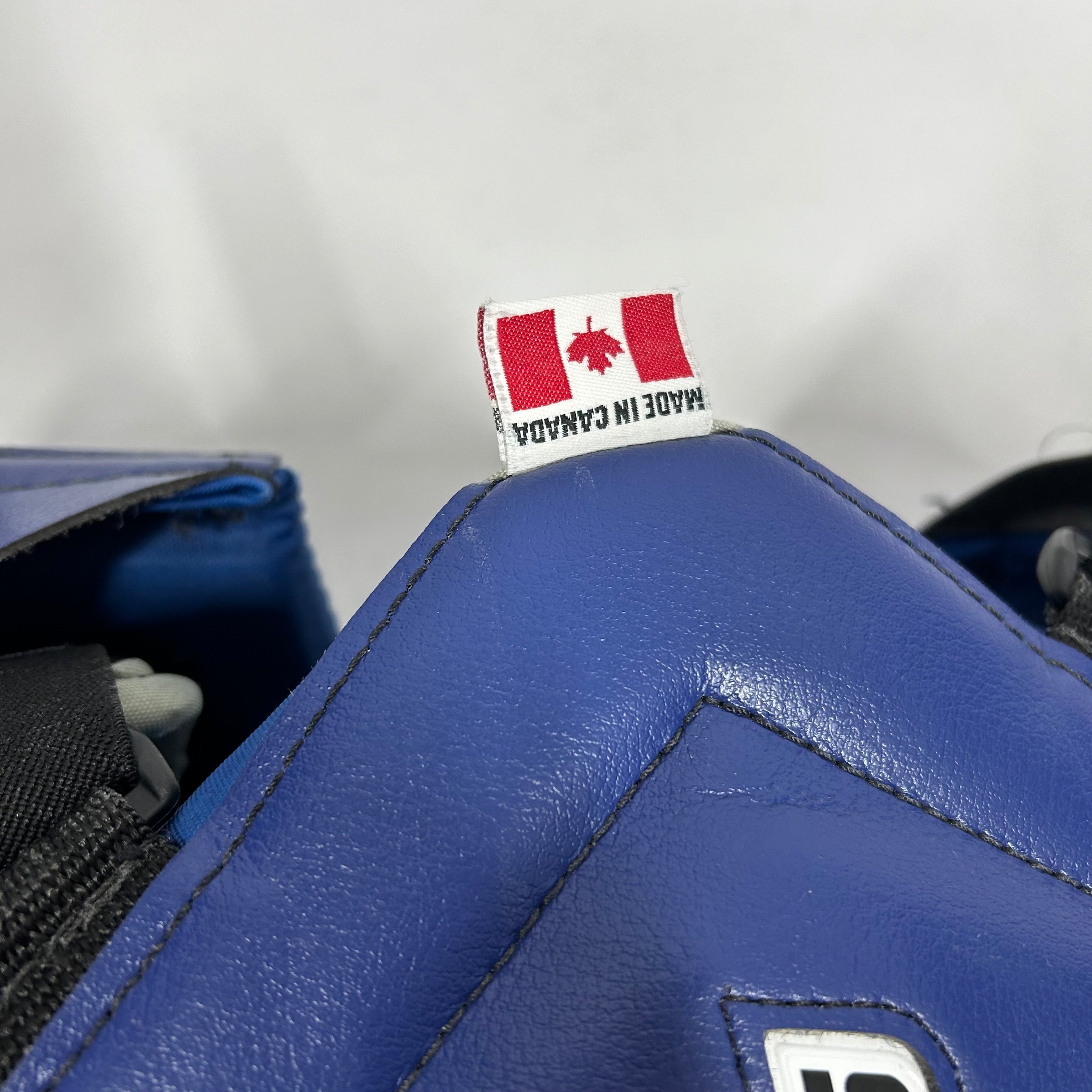 Vaughn SLR3 Pro Carbon – Plastron de gardien de but Pro Stock d'occasion (bleu)