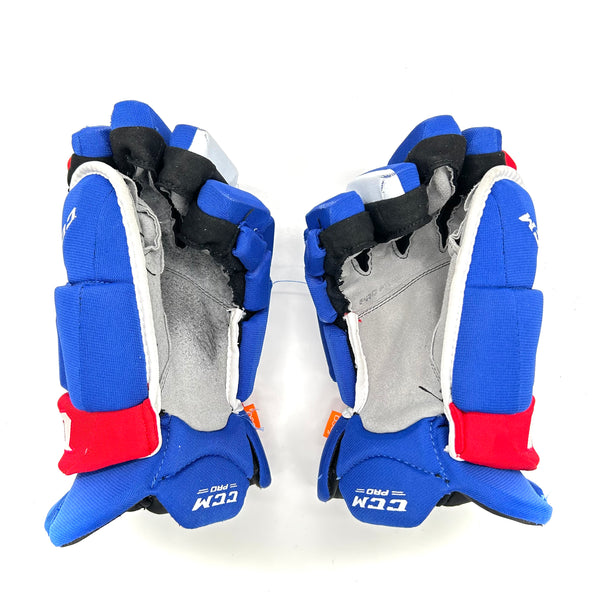 CCM HGJSPP - Used Pro Stock Glove (Blue/Red)