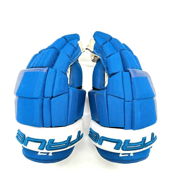 True A6.0  - Used NHL Pro Stock Glove - Colorado Avalanche (Blue)