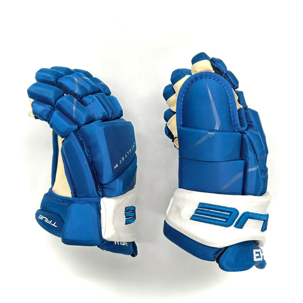 True Catalyst 9X - NHL Pro Stock Glove - Darren Helm (Blue/White)