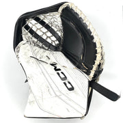 CCM Extreme Flex 6 - Used Pro Stock Goalie Glove (White/Black)
