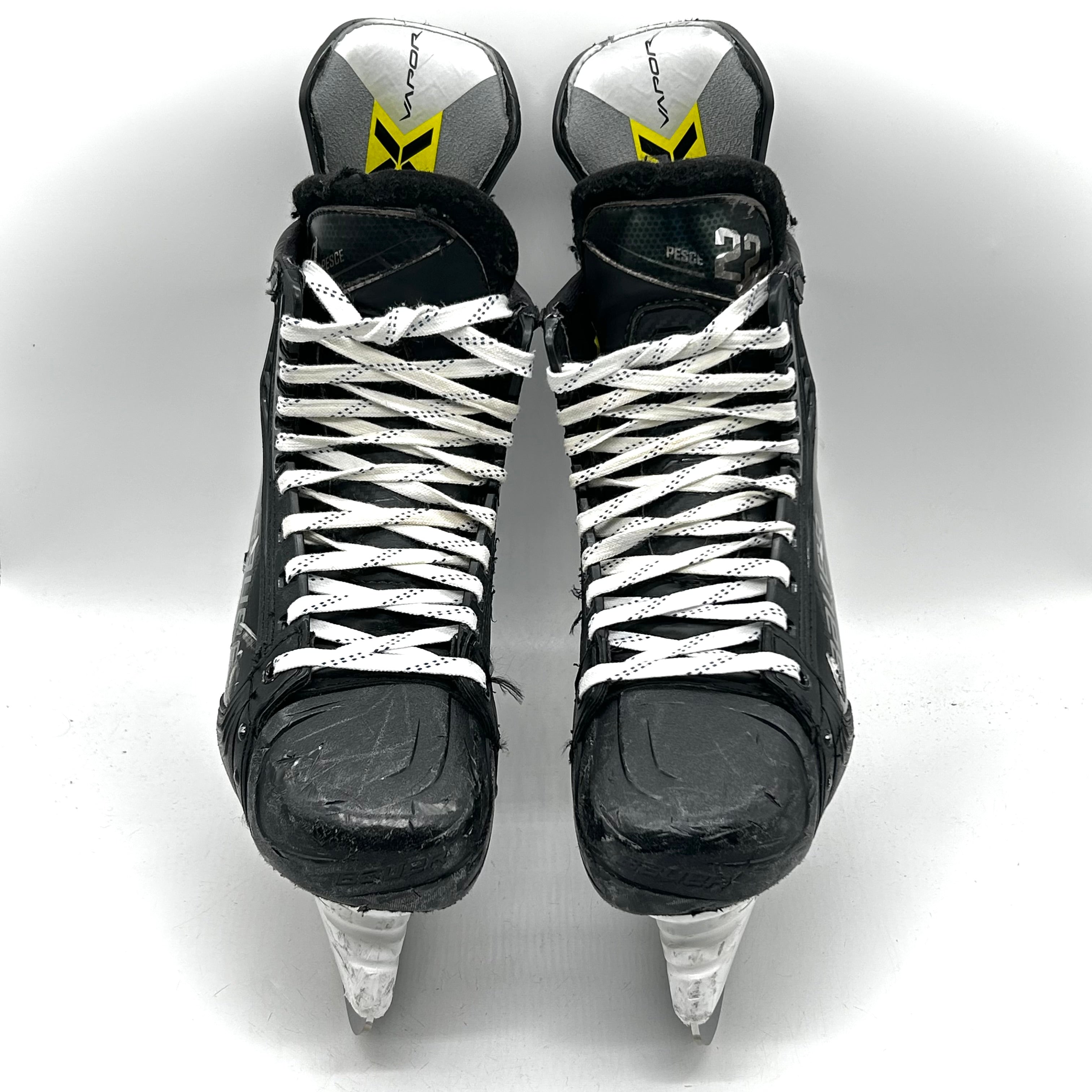Bauer Vapor Hyperlite 2 - Patins NHL Pro Stock d'occasion - Brett Pesce - Taille 10,25