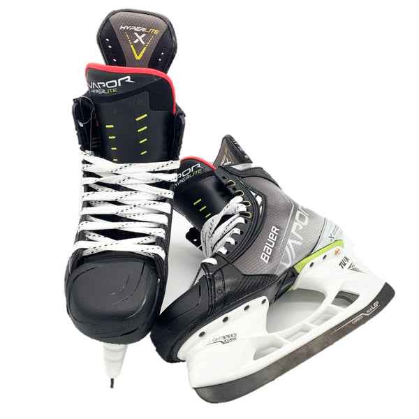 Bauer Vapor Hyperlite - Pro Stock Hockey Skates - Size 8 Fit 1