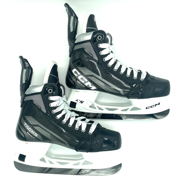 CCM Tacks AS-V Pro Hockey Skates - Size 8.5
