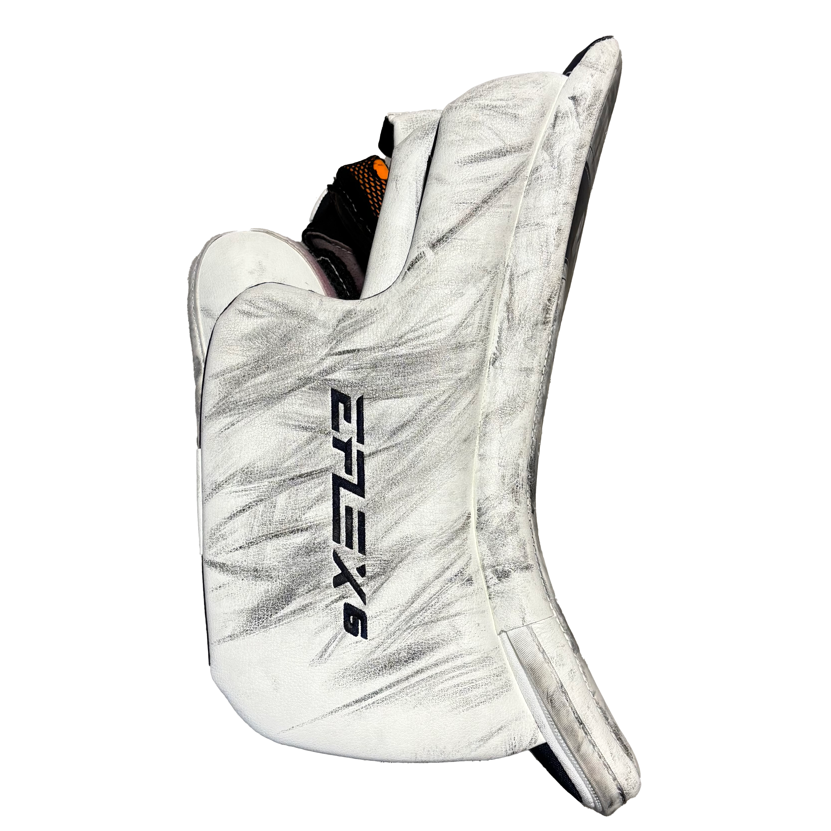 CCM Extreme Flex 6 - Used NCAA Pro Stock Full Set (White/Navy)