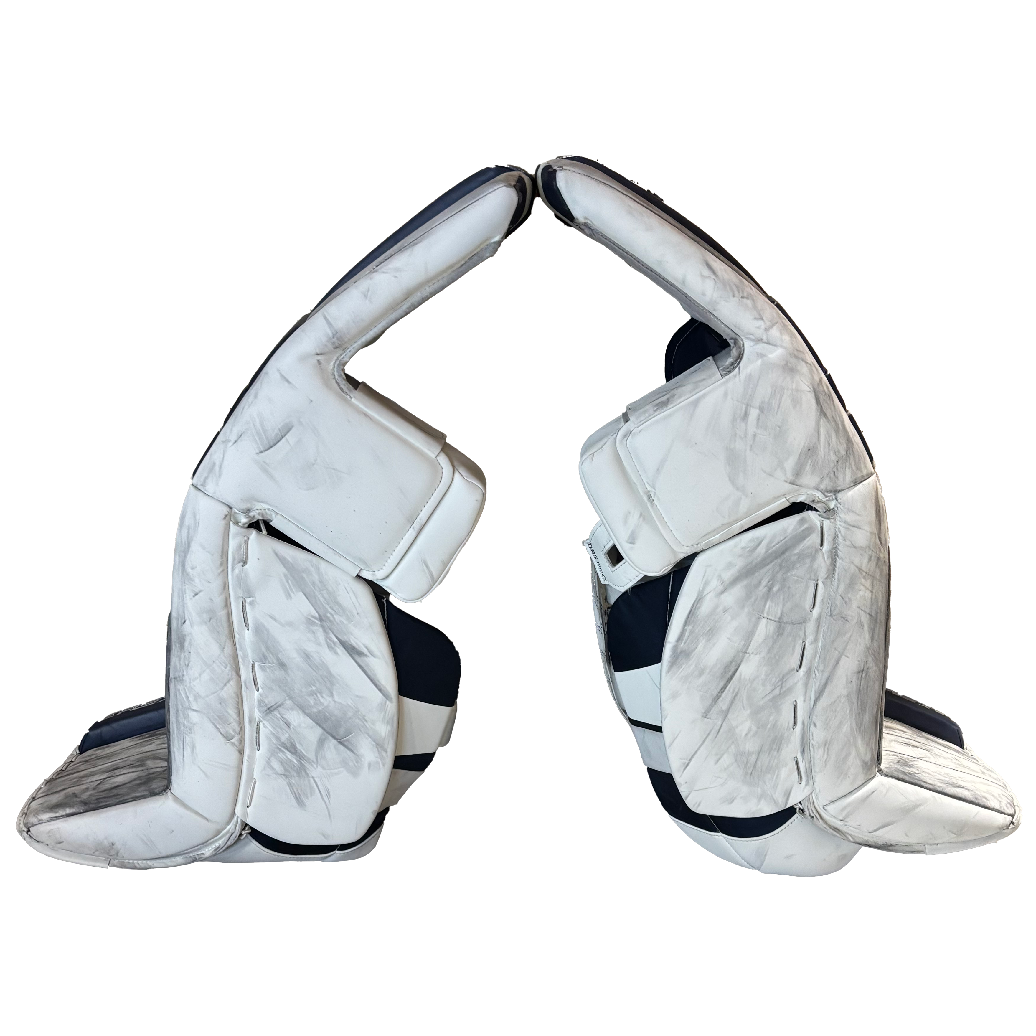 CCM Extreme Flex 6 - Used NCAA Pro Stock Full Set (White/Navy)