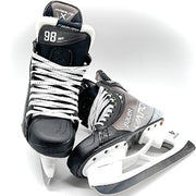 Victor Mete - Bauer Vapor Hyperlite - NHL Pro Stock Hockey Skates - Size 8.5