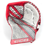 CCM Extreme Flex 6 - Used NCAA Goalie Glove (White/Red)