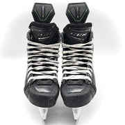 Patins de hockey CCM Ribcor 100K Pro d'occasion, taille 4R