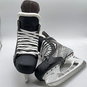 Bauer Vapor Hyperlite - Pro Stock Hockey Skate - Size 8.25EE