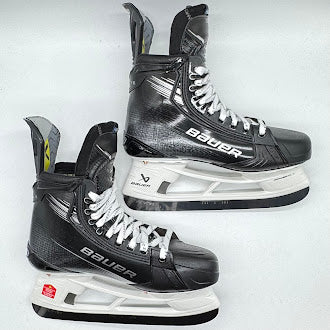 Bauer Vapor Hyperlite 2 - Pro Stock Hockey Skates - Size 8.5D
