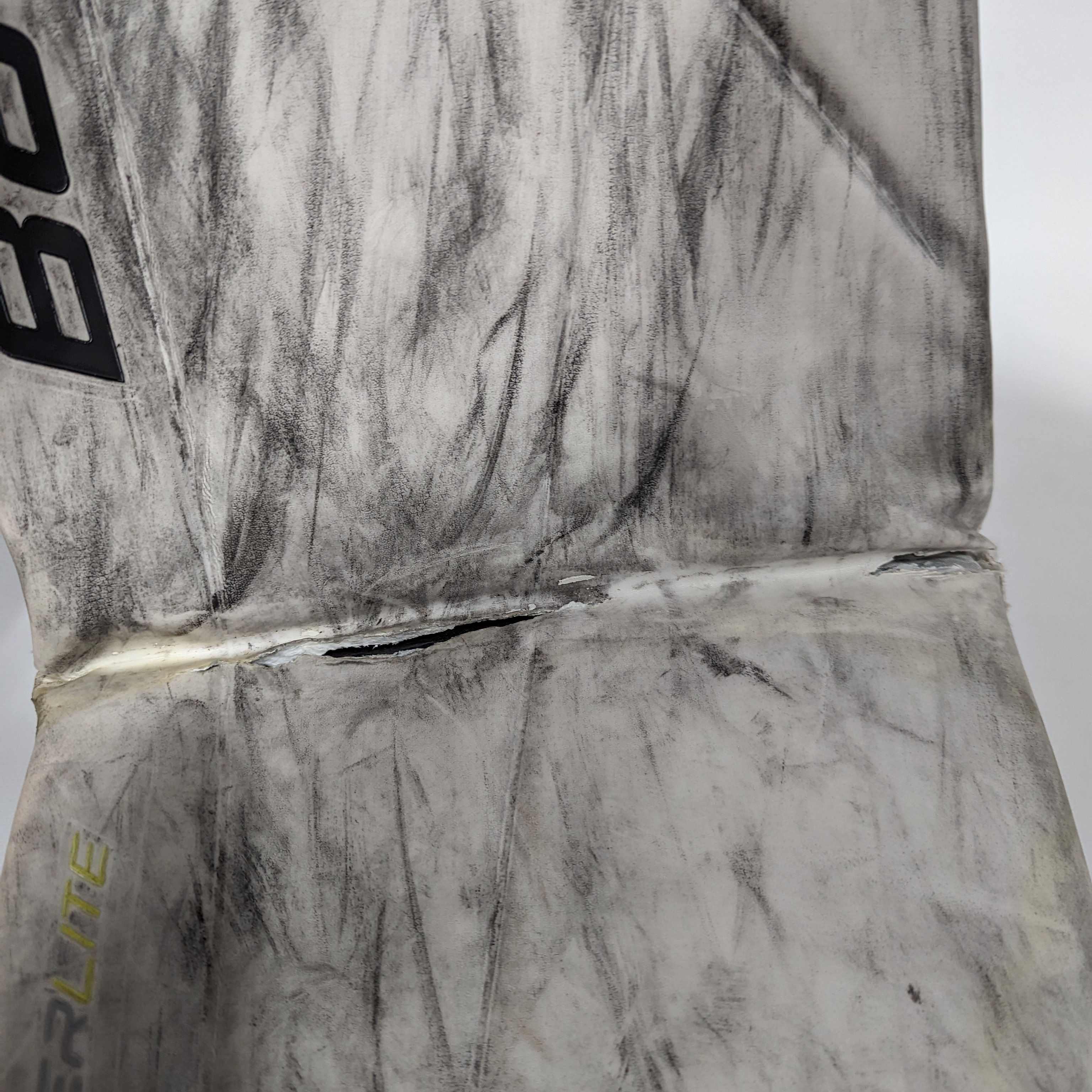 Bauer Vapor HyperLite - Pro Stock Goalie Pads (White)