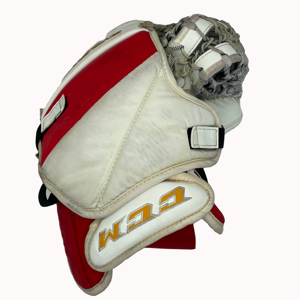 CCM Extreme Flex 5 - Used Pro Stock Goalie Glove (White/Red/Yellow)