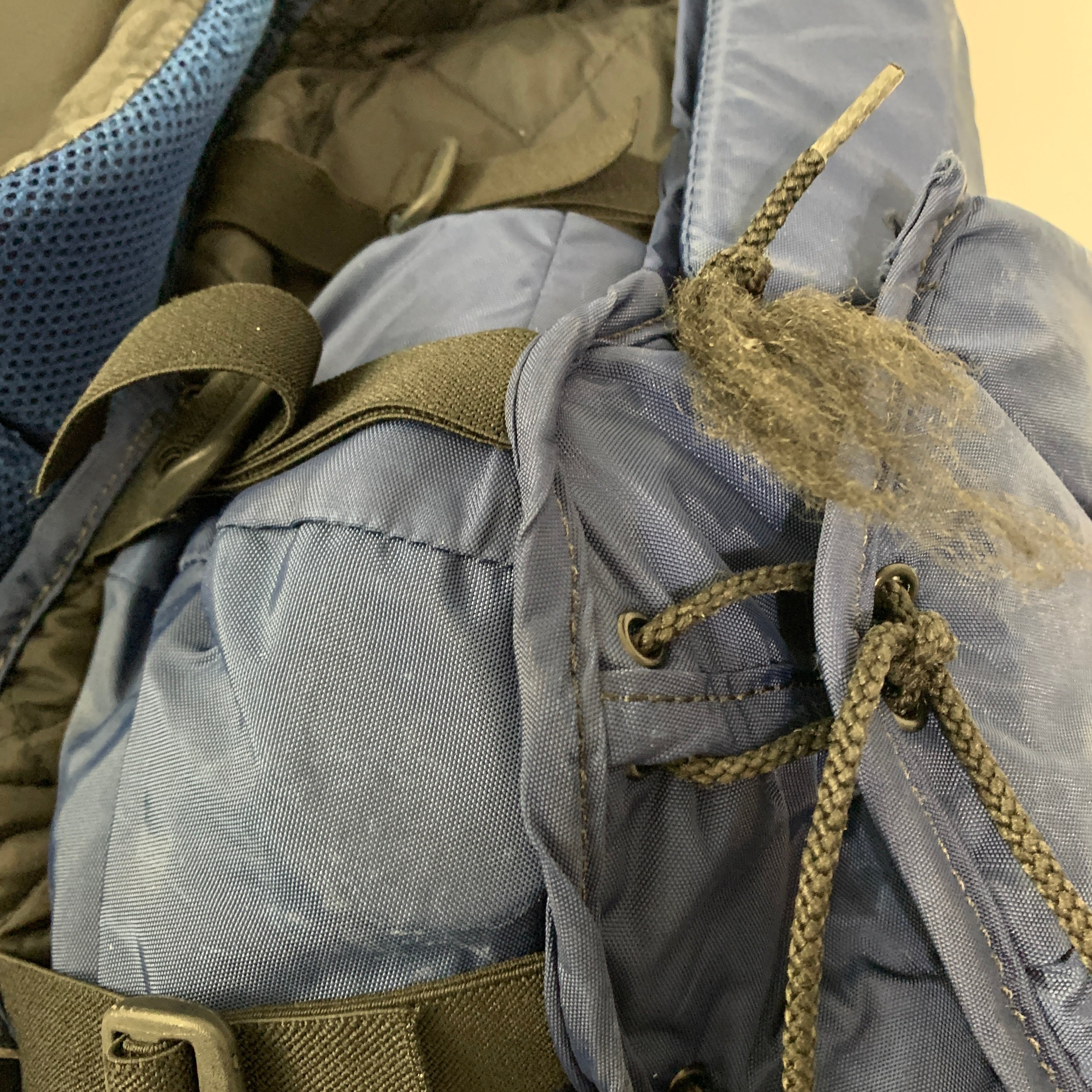 Vaughn V5 7800 - Plastron de gardien de but Pro Stock d'occasion (bleu marine/doré)