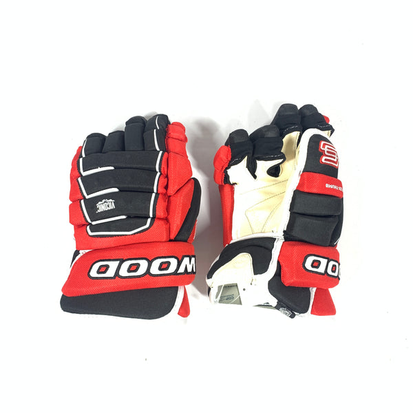 Sherwood 9950 Pro 4 Roll - Senior Hockey Glove (Black/Red/White)