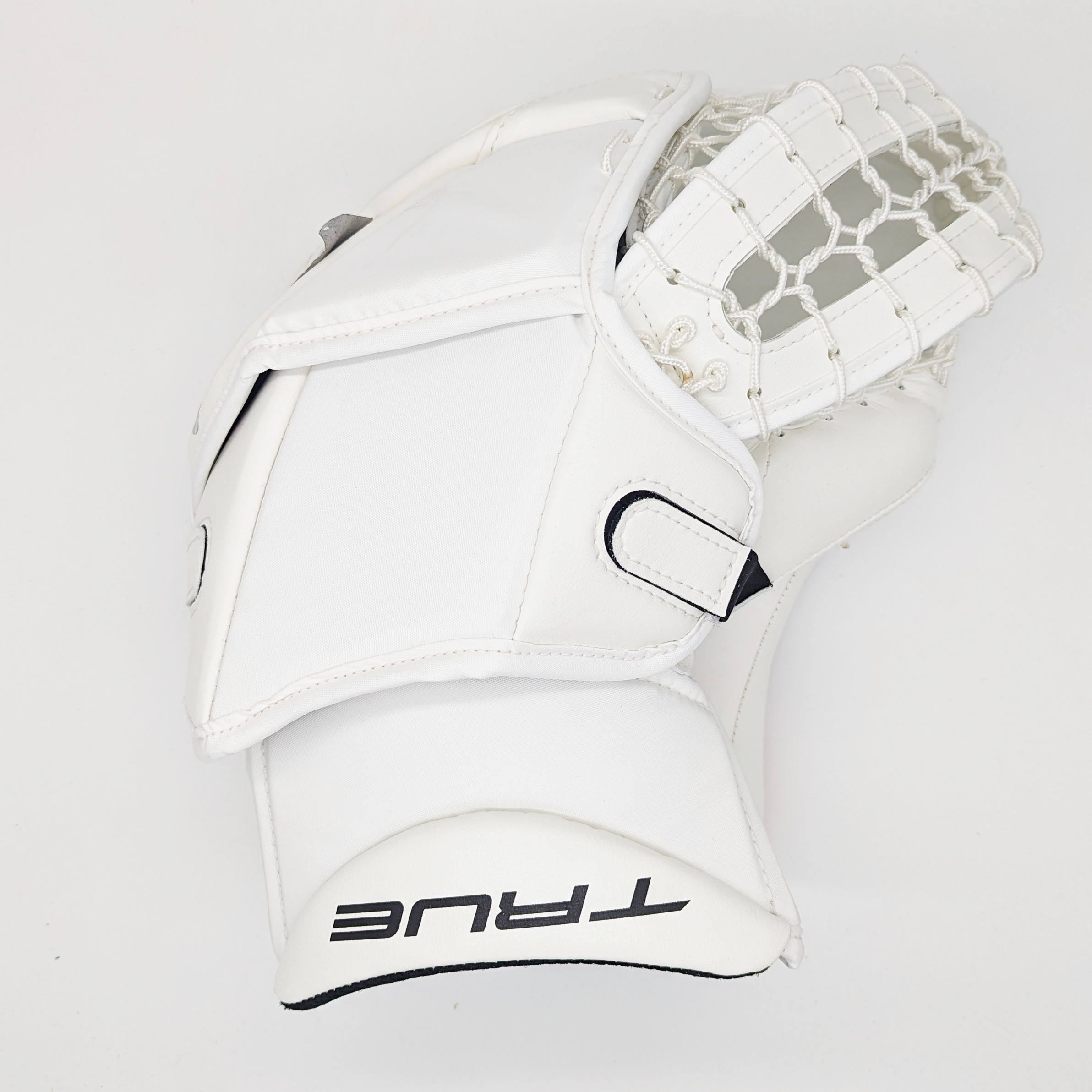 Felix Sandstrom - True L20.2 - Gant de gardien de but NHL Pro Stock (blanc/orange)