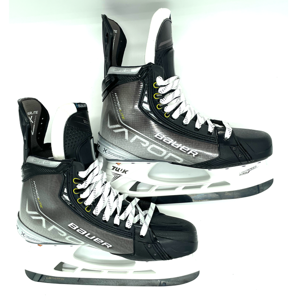 Bauer Vapor Hyperlite - Pro Stock Hockey Skates - Size L11.125 R10.5
