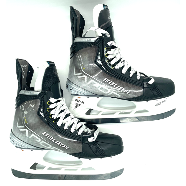 Bauer Vapor Hyperlite - Pro Stock Hockey Skates - Size L11.25 R10.125